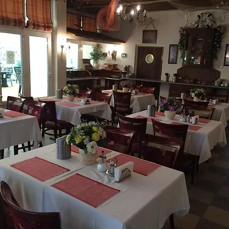 Hotel Szabadi 3*