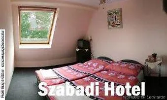 Hotel Szabadi 3*